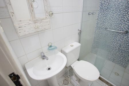 Casa de condomínio para alugar com 120m², 3 quartos e 1 vagaBanheiro Social