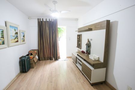 Sala de casa de condomínio para alugar com 3 quartos, 120m² em Taquara, Rio de Janeiro