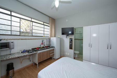 Studio para alugar com 30m², 1 quarto e 1 vaga Studio para alugar com 30m², 1 quarto e 1 vagaQUARTO/COZINHA