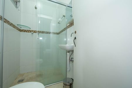 BANHEIRO de kitnet/studio para alugar com 1 quarto, 30m² em Coracao de Jesus, Belo Horizonte