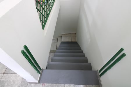 Casa para alugar com 65m², 1 quarto e 3 vagasEscada de acesso