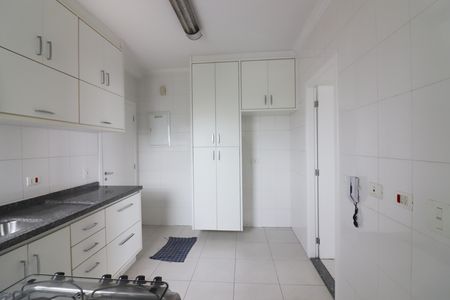 Apartamento para alugar com 100m², 4 quartos e 2 vagasCozinha 