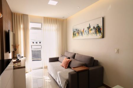 Apartamento à venda com 78m², 2 quartos e 2 vagas Apartamento à venda com 78m², 2 quartos e 2 vagasSala