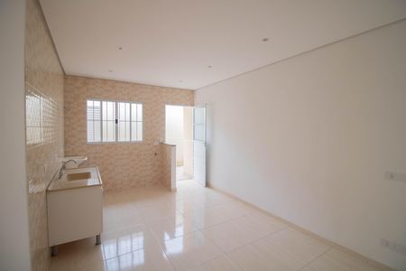 Casa para alugar com 35m², 1 quarto e sem vaga Casa para alugar com 35m², 1 quarto e sem vagaSTUDIO