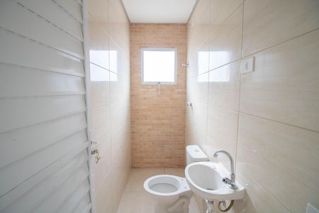 Casa para alugar com 35m², 1 quarto e sem vaga Casa para alugar com 35m², 1 quarto e sem vagaBANHEIRO