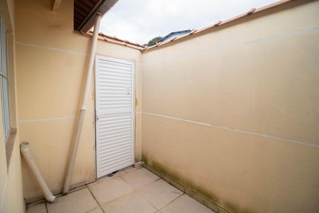 Casa para alugar com 35m², 1 quarto e sem vaga Casa para alugar com 35m², 1 quarto e sem vagaQUINTAL