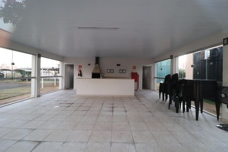 Apartamento para alugar com 55m², 2 quartos e 1 vagaÁrea comum - Salão de festas