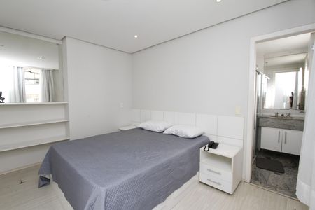 Studio à venda com 45m², 1 quarto e 1 vagaKitnet