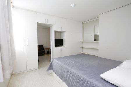 Studio à venda com 45m², 1 quarto e 1 vagaKitnet