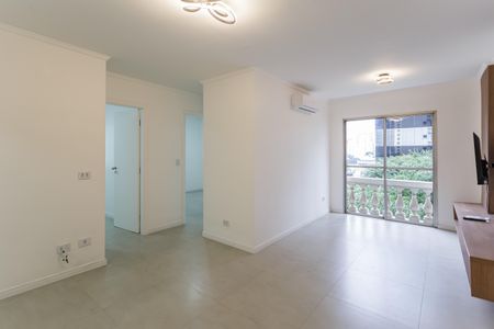 Sala de apartamento para alugar com 2 quartos, 65m² em Vila Olímpia, São Paulo