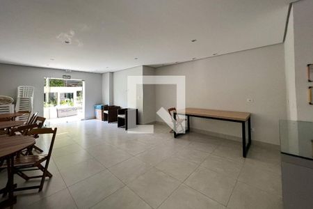 Apartamento para alugar com 65m², 2 quartos e 1 vagaÁrea comum - Salão de festas