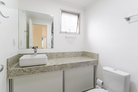 Apartamento para alugar com 65m², 2 quartos e 1 vagaBanheiro 1