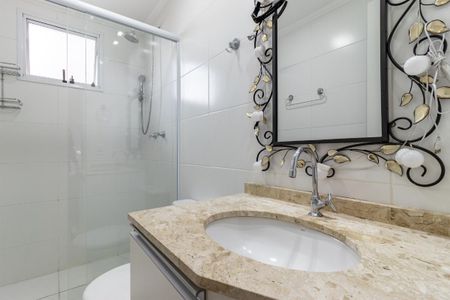 Apartamento à venda com 80m², 3 quartos e 2 vagas Apartamento à venda com 80m², 3 quartos e 2 vagasBanheiro