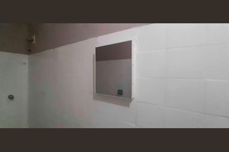 Casa para alugar com 40m², 1 quarto e sem vaga