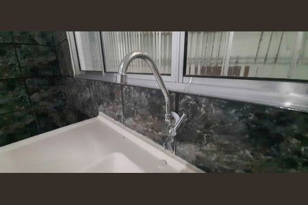 Casa para alugar com 40m², 1 quarto e sem vaga