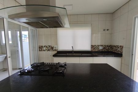 Casa de condomínio para alugar com 390m², 3 quartos e 4 vagas Casa de condomínio para alugar com 390m², 3 quartos e 4 vagasCozinha