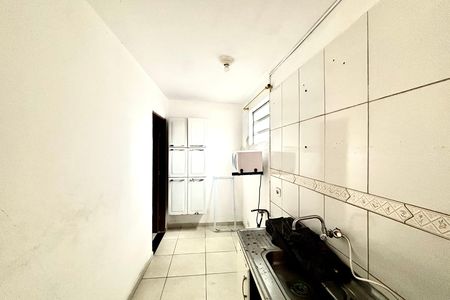 Cozinha de casa para alugar com 1 quarto, 55m² em Jardim Nordeste, São Paulo