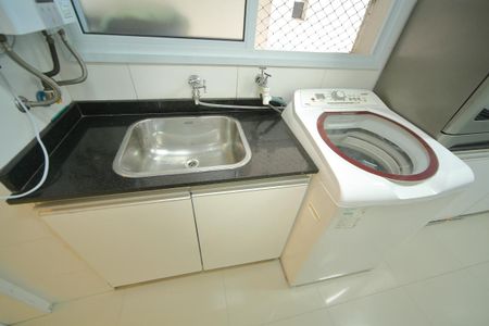 Apartamento à venda com 123m², 3 quartos e 2 vagasÁrea de Serviço