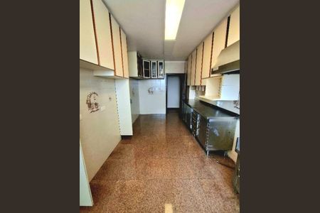 Apartamento para alugar com 196m², 4 quartos e 4 vagas Apartamento para alugar com 196m², 4 quartos e 4 vagasFoto 05