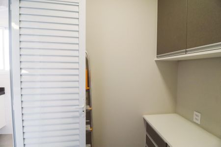 Apartamento à venda com 150m², 3 quartos e 3 vagas Apartamento à venda com 150m², 3 quartos e 3 vagasQuarto de Serviço