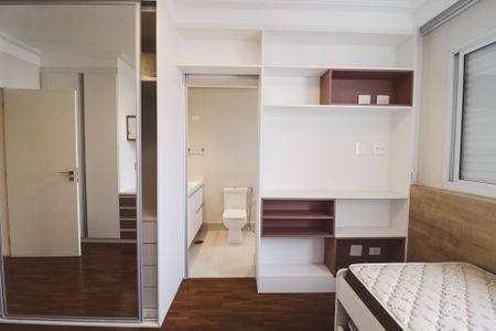 Apartamento à venda com 150m², 3 quartos e 3 vagas Apartamento à venda com 150m², 3 quartos e 3 vagasSuíte 2