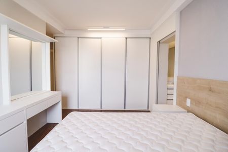 Apartamento à venda com 150m², 3 quartos e 3 vagas Apartamento à venda com 150m², 3 quartos e 3 vagasSuíte 1