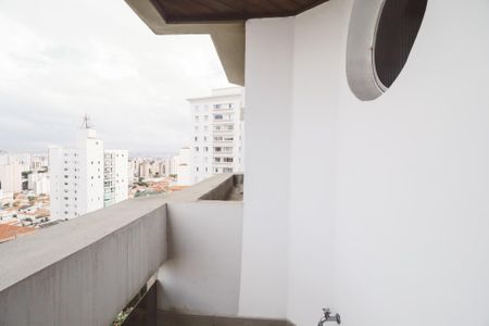 Apartamento à venda com 150m², 3 quartos e 3 vagas Apartamento à venda com 150m², 3 quartos e 3 vagasVaranda da Sala