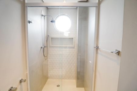 Apartamento à venda com 150m², 3 quartos e 3 vagas Apartamento à venda com 150m², 3 quartos e 3 vagasBanheiro da Suíte 2