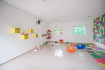 Apartamento para alugar com 48m², 2 quartos e 1 vaga Apartamento para alugar com 48m², 2 quartos e 1 vagaÁrea comum - Brinquedoteca
