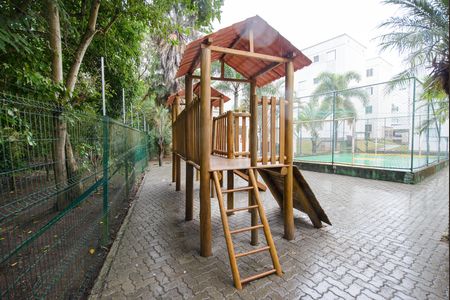 Apartamento para alugar com 48m², 2 quartos e 1 vaga Apartamento para alugar com 48m², 2 quartos e 1 vagaÁrea comum - Playground
