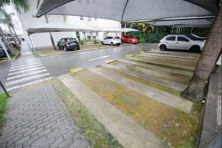 Apartamento para alugar com 48m², 2 quartos e 1 vaga Apartamento para alugar com 48m², 2 quartos e 1 vagaGaragem