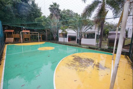 Apartamento para alugar com 48m², 2 quartos e 1 vaga Apartamento para alugar com 48m², 2 quartos e 1 vagaÁrea comum - Quadra de futebol