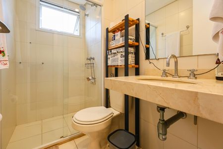 Apartamento à venda com 182m², 3 quartos e 3 vagas Apartamento à venda com 182m², 3 quartos e 3 vagasBanheiro da Suíte 1