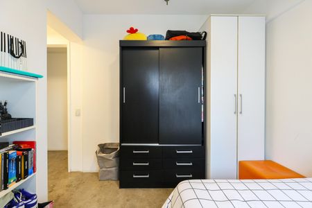 Apartamento à venda com 182m², 3 quartos e 3 vagas Apartamento à venda com 182m², 3 quartos e 3 vagasSuíte 1