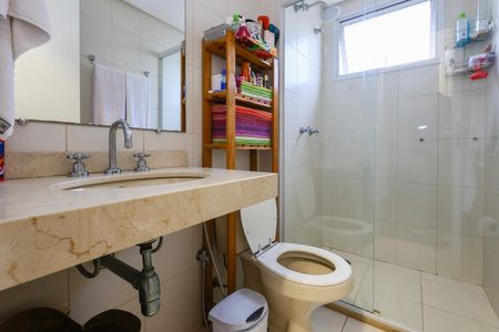 Apartamento à venda com 182m², 3 quartos e 3 vagas Apartamento à venda com 182m², 3 quartos e 3 vagasBanheiro da Suíte 2