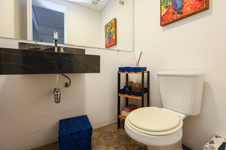 Apartamento à venda com 182m², 3 quartos e 3 vagas Apartamento à venda com 182m², 3 quartos e 3 vagasLavabo