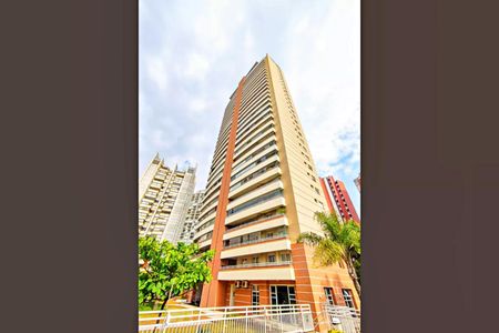 Fachada de apartamento à venda com 3 quartos, 182m² em Real Parque, São Paulo
