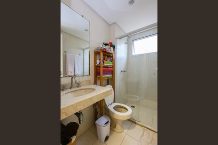 Apartamento à venda com 182m², 3 quartos e 3 vagas Apartamento à venda com 182m², 3 quartos e 3 vagasBanheiro da Suíte 2