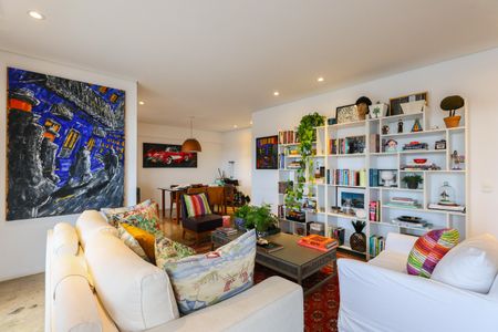 Apartamento à venda com 182m², 3 quartos e 3 vagas Apartamento à venda com 182m², 3 quartos e 3 vagasSala