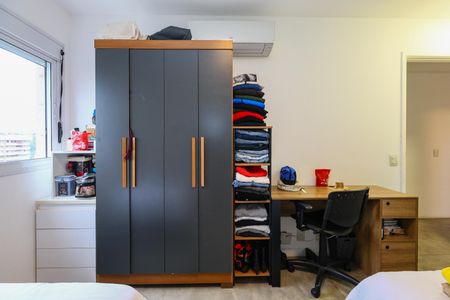Suíte 2 de apartamento à venda com 3 quartos, 182m² em Real Parque, São Paulo