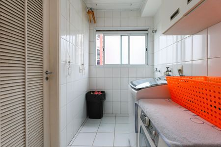 Apartamento à venda com 182m², 3 quartos e 3 vagas Apartamento à venda com 182m², 3 quartos e 3 vagasÁrea de Serviço