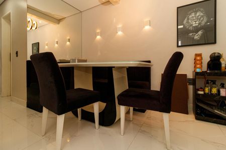 Apartamento à venda com 51m², 2 quartos e 1 vaga Apartamento à venda com 51m², 2 quartos e 1 vagaSala