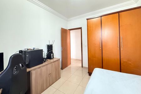 Apartamento à venda com 115m², 4 quartos e 2 vagas Apartamento à venda com 115m², 4 quartos e 2 vagasQuarto 4