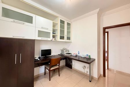 Apartamento à venda com 115m², 4 quartos e 2 vagas Apartamento à venda com 115m², 4 quartos e 2 vagasQuarto 3