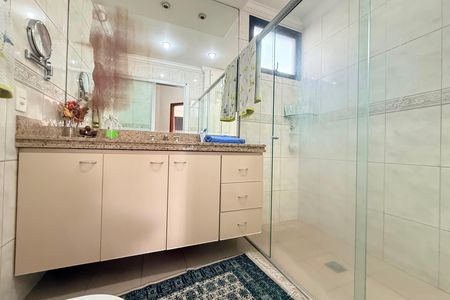 Apartamento à venda com 115m², 4 quartos e 2 vagas Apartamento à venda com 115m², 4 quartos e 2 vagasBanheiro