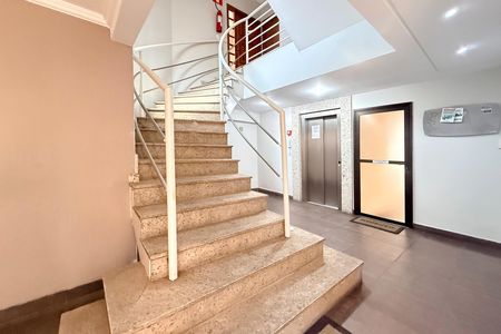 Apartamento à venda com 115m², 4 quartos e 2 vagas Apartamento à venda com 115m², 4 quartos e 2 vagasÁrea comum
