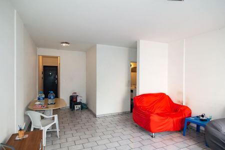Apartamento à venda com 70m², 2 quartos e sem vaga