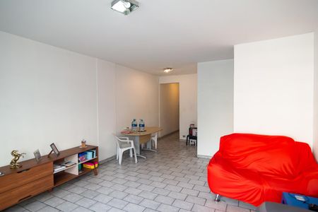 Apartamento à venda com 70m², 2 quartos e sem vaga