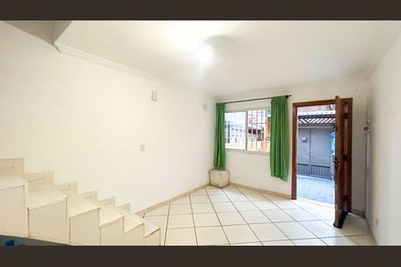 Sala de casa para alugar com 2 quartos, 90m² em Jardim Cidalia, São Paulo