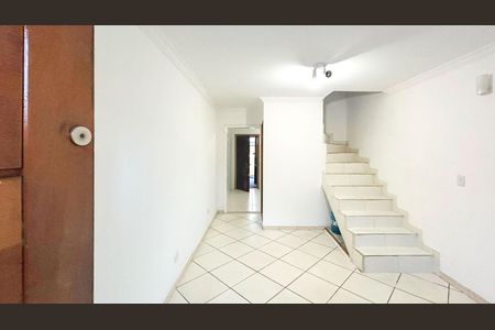 Sala de casa para alugar com 2 quartos, 90m² em Jardim Cidalia, São Paulo